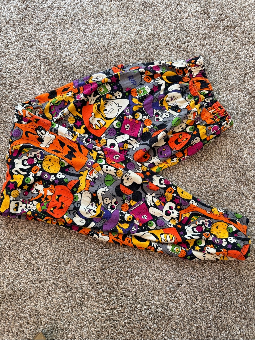 Disney Women's Halloween Character Loose Leggings - W13& L 30